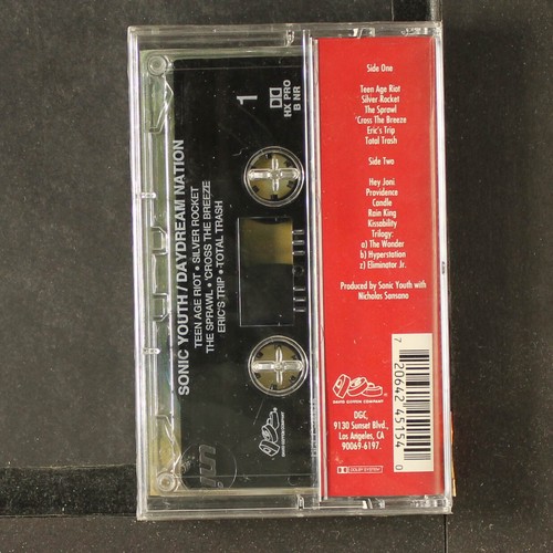 SONIC YOUTH: daydream nation DGC Cassette Sealed - Picture 2 of 2