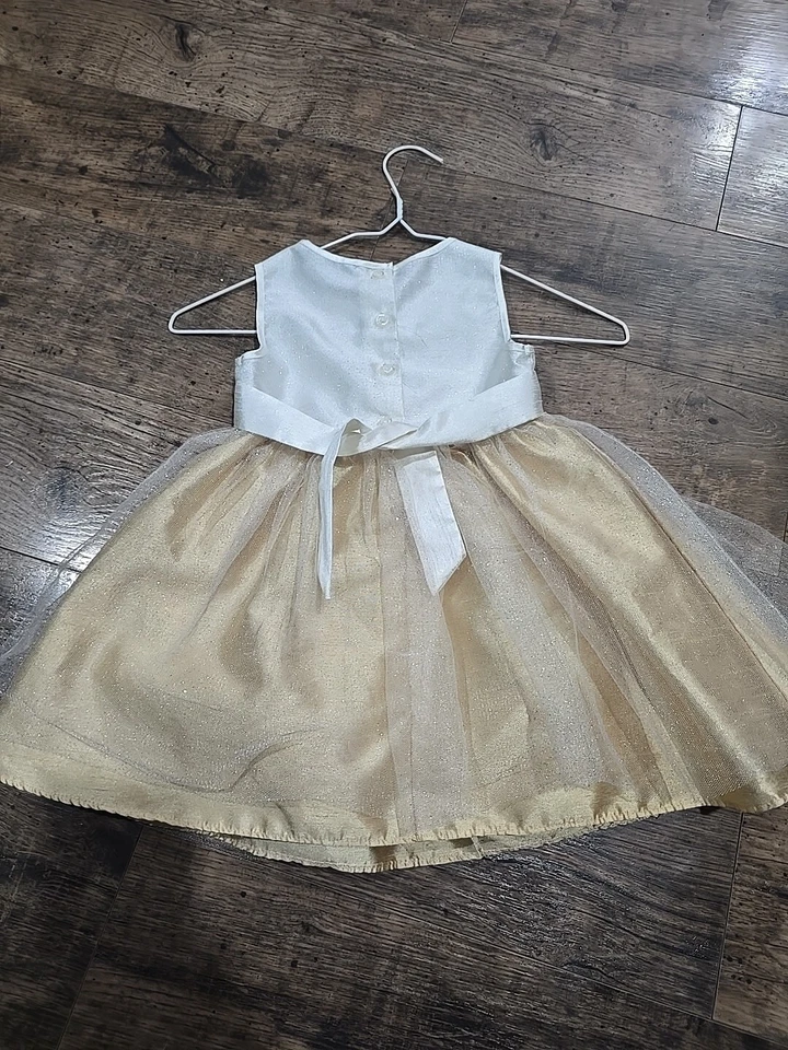 Vestido de vacaciones George Girls talla 4 marfil dorado sin mangas de tul espárrago Foto 3 de 4