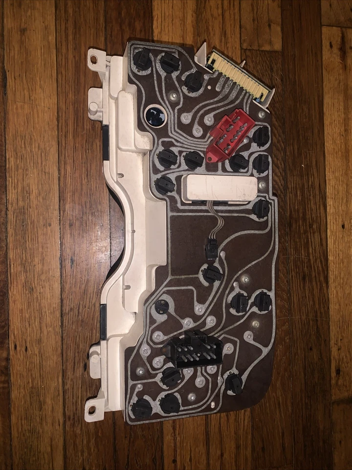 Приборная панель 1992-1995 Chrysler Lebaron GTC с тахометром 108 000 миль от оригинального производителя - Изображение 4 из 4