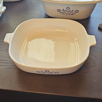 CorningWare Blue Floral Square Casserole P-10-B With Handle, 10 in