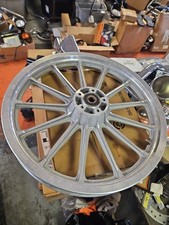 Harley Oem 13 Spoke 19 Mag Front Wheel 34 Sealed Bearing Dyna Xl Fxr Harley Oem 13 Spoke 19 Mag Front Wheel 34 Sealed Bearing Dyna Xl Fxr