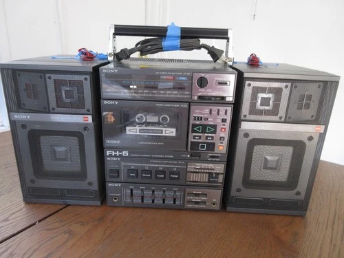 Vintage Sony FH 5 Cassette Recorder Boombox Tuner Amplifier Portable
