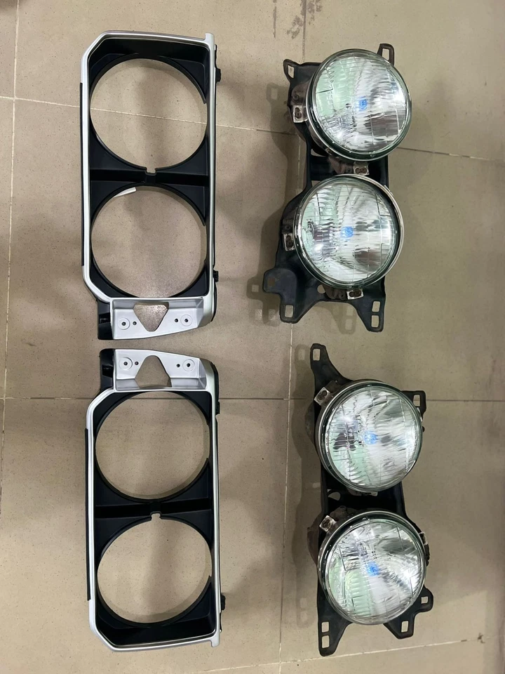 Montaje completo de faros Toyota Corolla Conversion 1970-1983 -KE70-TE72-KE75 Foto 2 de 4