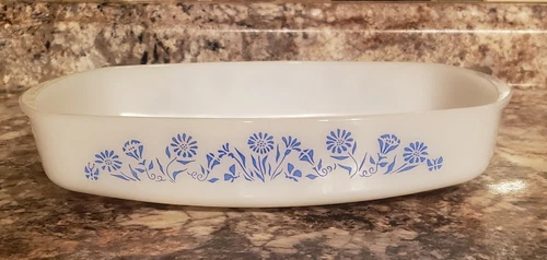 Vintage Federal Glass Milk Glass cornflower pattern, 1 qt & 1 1/2 qt. Casserole