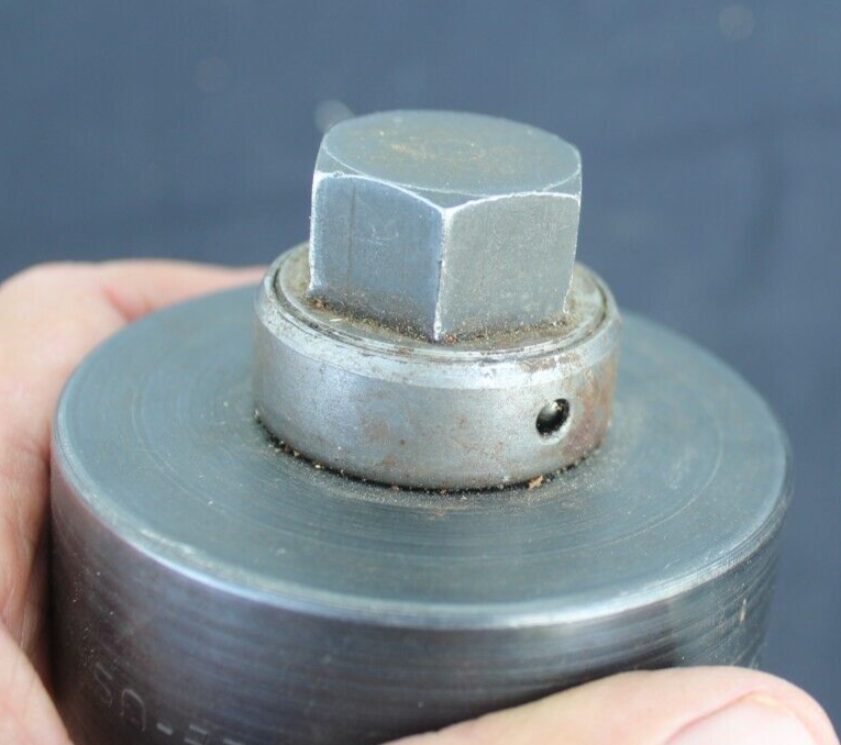 Greenlee Tool Co Knockout Punch Set 737BB w/Leather Pouch 1 ½” & 2