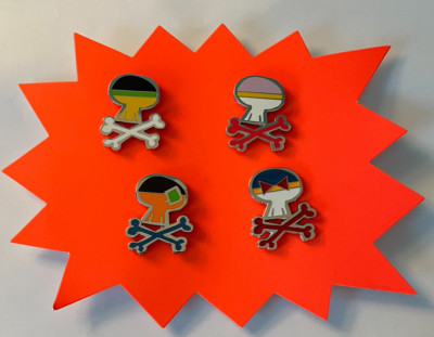 Disney Pin Lot of 4. Skull and Cross Bones. Pluto, Daisy, Goofy, Donald Duck.