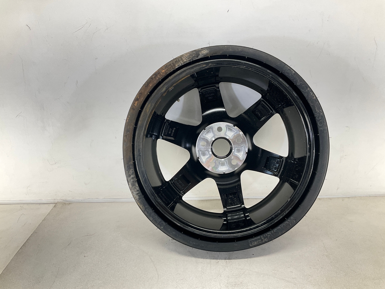 17-18 MASERATI Levante Spare Tire Wheel Donut 18" Vredestein 175/55-18 95R
