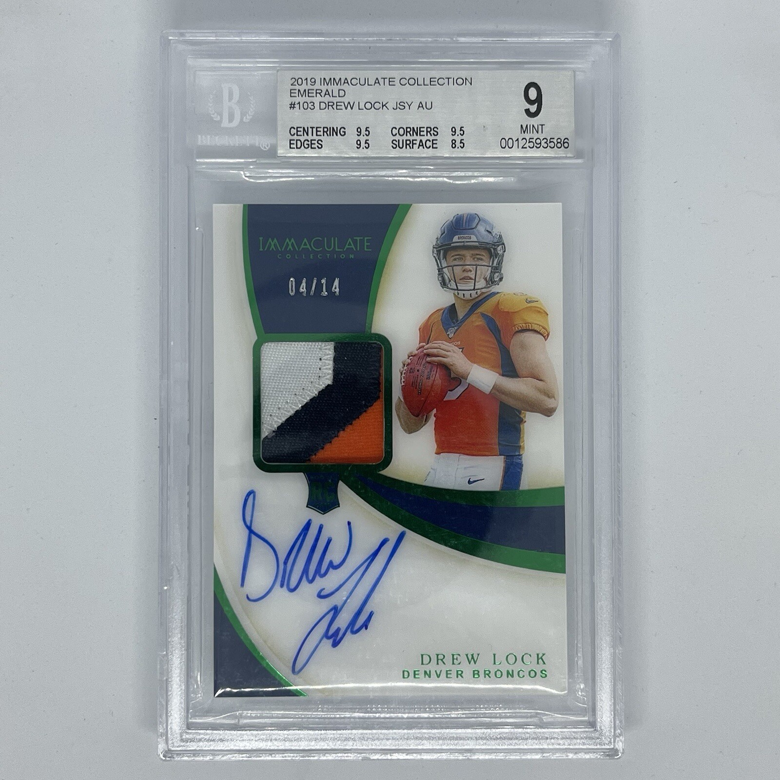 Drew Lock Panini Immaculate Collection #103 Rookie Patch Autograph-Emerald