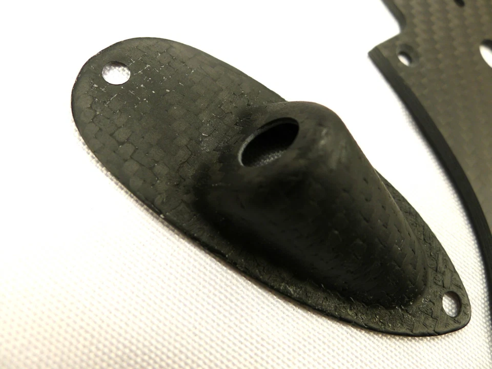 Juego Golpeador Strat de Fibra de Carbono Real Placa de Gato Cubierta de Trémolo Placa de Cuello Mate - Imagen 3 de 4