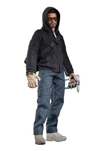 Hot Toys Iron Man 3 Tony Stark The Mechanic 1/6th scale Action Figure