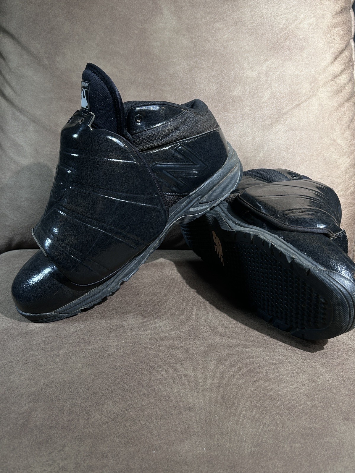 New Balance Black 460 V3 Men 12 Low-Cut Baseball Umpire Plate Shoes MU460BK3 thumbnail 2