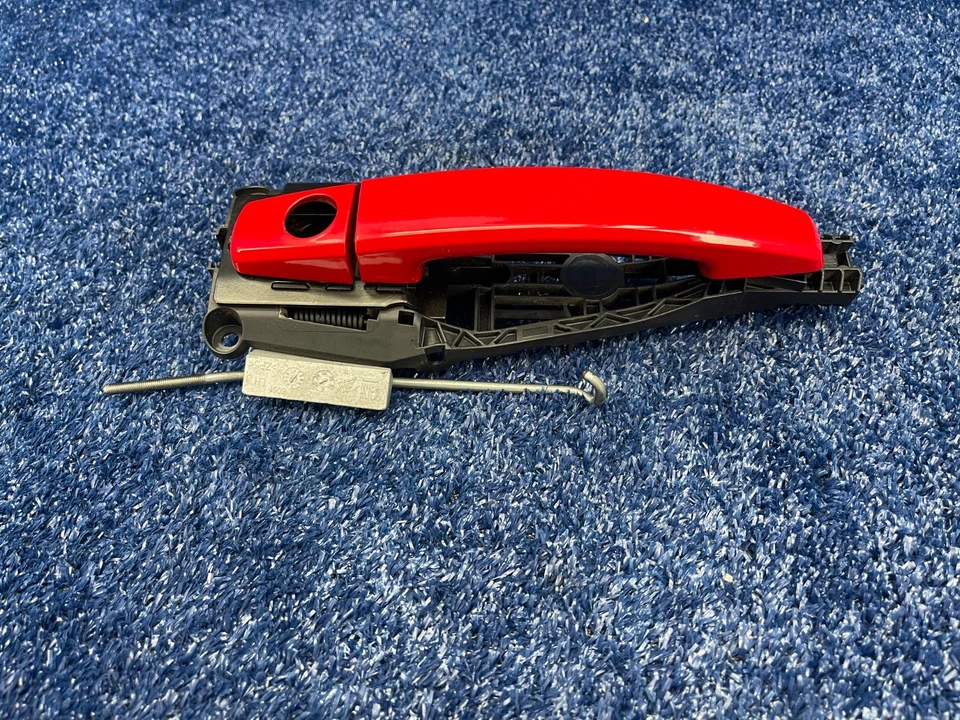 Manija de puerta exterior delantera izquierda Buick Cascada 2016-2019 OEM roja Foto 4 de 4