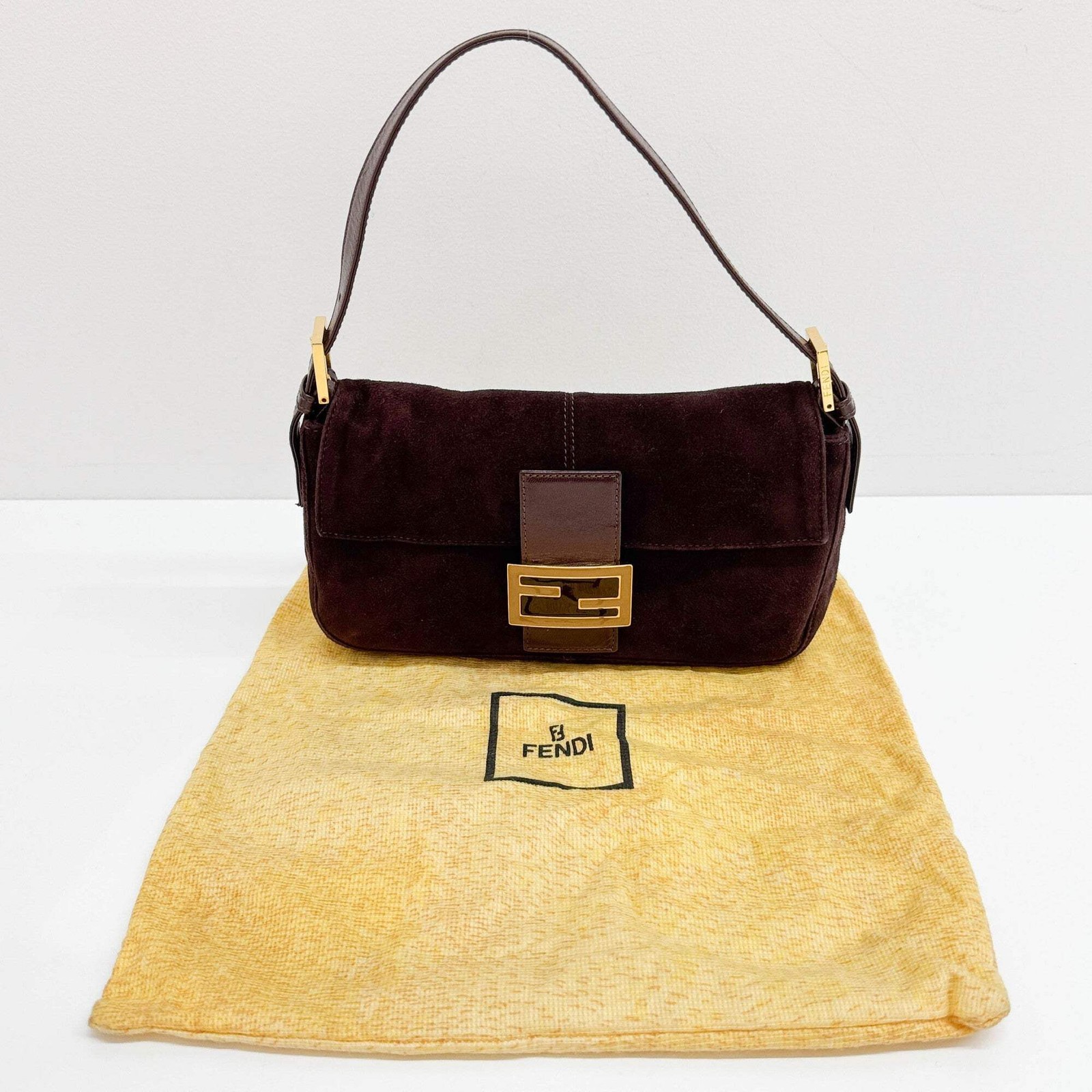 FENDI Baguette Brown Suede Shoulder Bag thumbnail 4