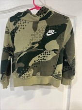 Nike Boys Green Camo Hoodie Size 2T/ 1-2 Years Used
