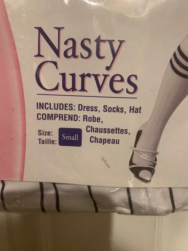 Nuevo sin etiquetas Deseos Secretos Curvas desagradables Uniforme de béisbol Adulto Talla S Vestido Sombrero Calcetines Foto 2 de 4