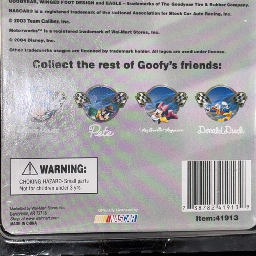 Disney Goofy 2004 Daytona 500 Diecast Car New in Package NASCAR Licensed #41913 - Picture 6 of 6
