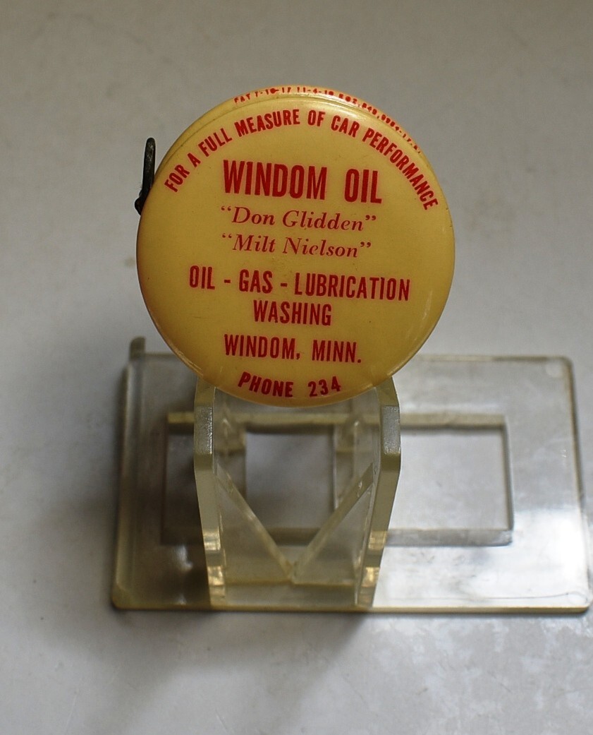 VINTAGE DX OIL CO. CELLULOID TAPE MEASURE, GAS STATION, WINDOM