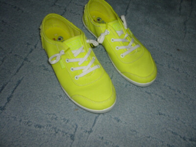BOBS from Skechers memory foam Leinenschuhe, Sneakers neongrün Gr. 38-39 TOP