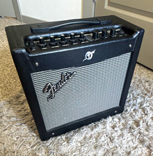 Fender Mustang I V.2 Modeling Combo Amp 20W 1 Speaker 1 Ch 8 Ohm