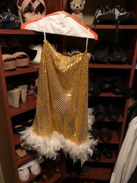 Vestido de disfraz de lentejuelas doradas de 2 piezas Foto 2 de 3