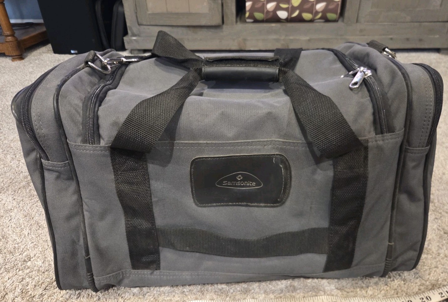 Samsonite Large 20