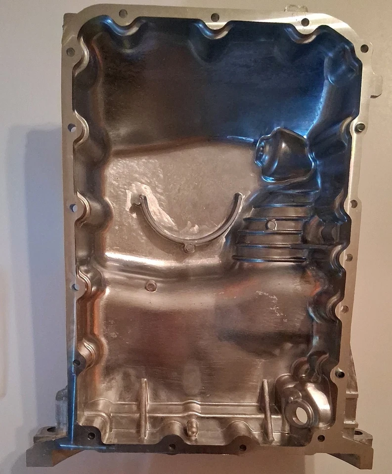 El cárter de aceite del motor Dorman 264-380 se adapta a los modelos Acura y Honda Foto 2 de 2