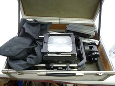 Cambo 4X5 Rail fotocamera grande formato con retro Polaroid, porta pellicole, ecc..