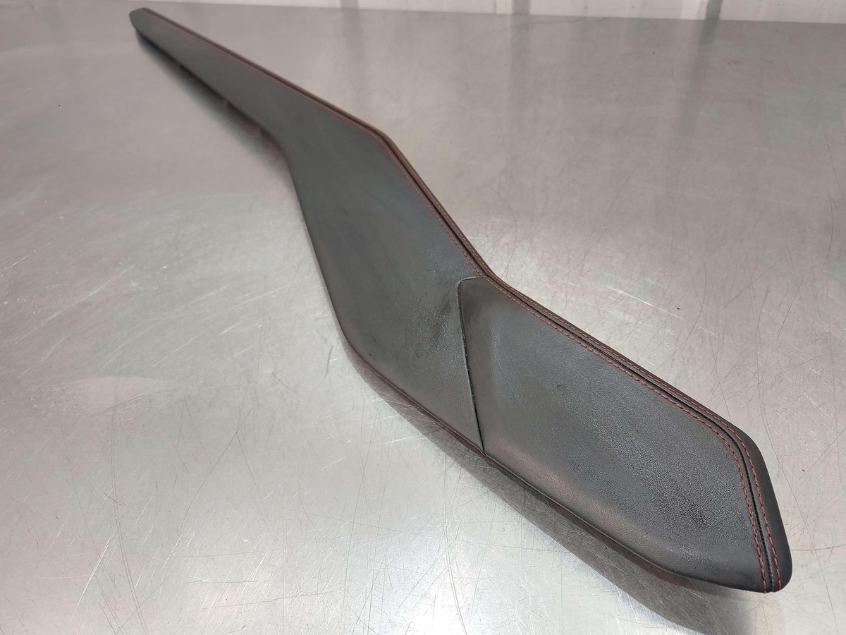 2021 LAMBORGHINI URUS FRONT RIGHT CONSOLE SIDE TRIM PANEL BLACK W