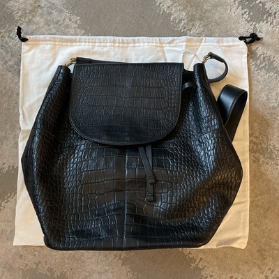 cuyana croc backpack