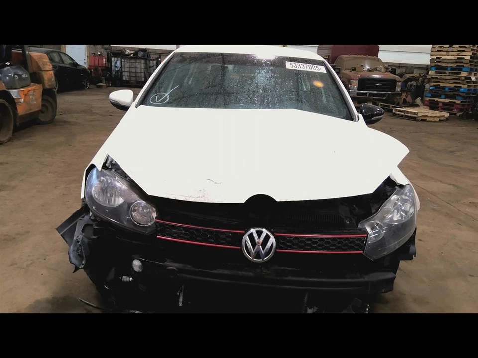 (LOCAL PICKUP ONLY) Rear Bumper Without Park Assist Fits 10-14 GOLF GTI 6830568 - Image 4 of 4
