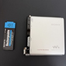 Sony Hi-MD Walkman MZ-RH1 Silver Portable MD Player w/ 2 LIP-4WM Batteries