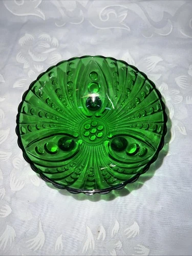 VINTAGE ANCHOR HOCKING EMERALD GREEN FOOTED BURPLE SMALL GLASS BOWL (4.5")