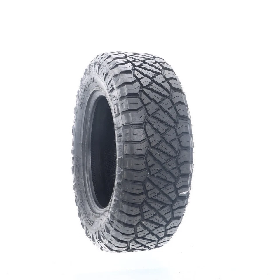 Pinza Nitto Ridge 116T 265/65R17 nueva Foto 2 de 4