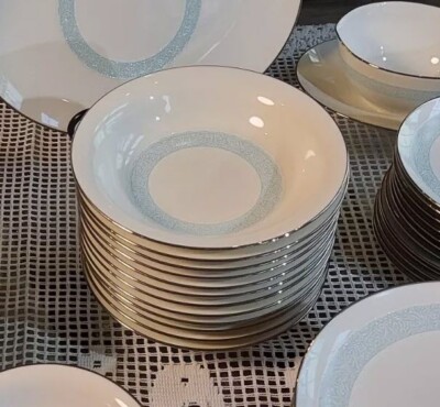 Noritake Ivory China Dinnerware Set, Celia 7086, 7.5'' Soup Bowl - Stunning