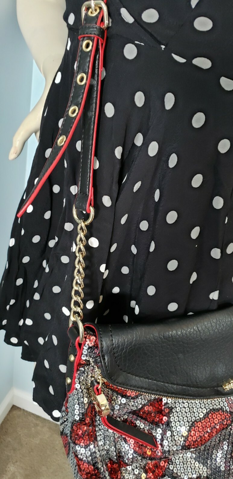 JUICY COUTURE Sequin Red Lips Crossbody Shoulder Bag … Gem