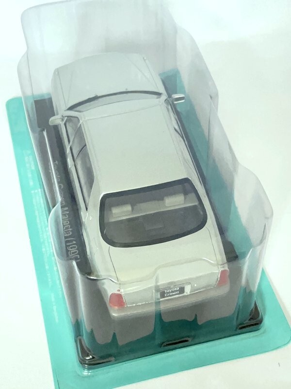Toyota Crown Majesta [1995] 1/24 Diecast - Japanese Cars