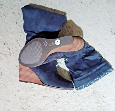 Report Sz 9 Grey Suede Wedge Boots NEW | eBay
