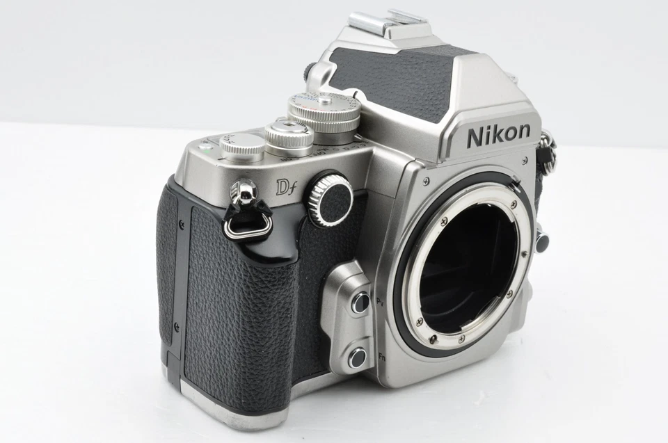 [Near Mint SC:25430 (17%)] Nikon Df 16.2MP DSLR Body Silver from Japan #2528 - Image 4 of 4