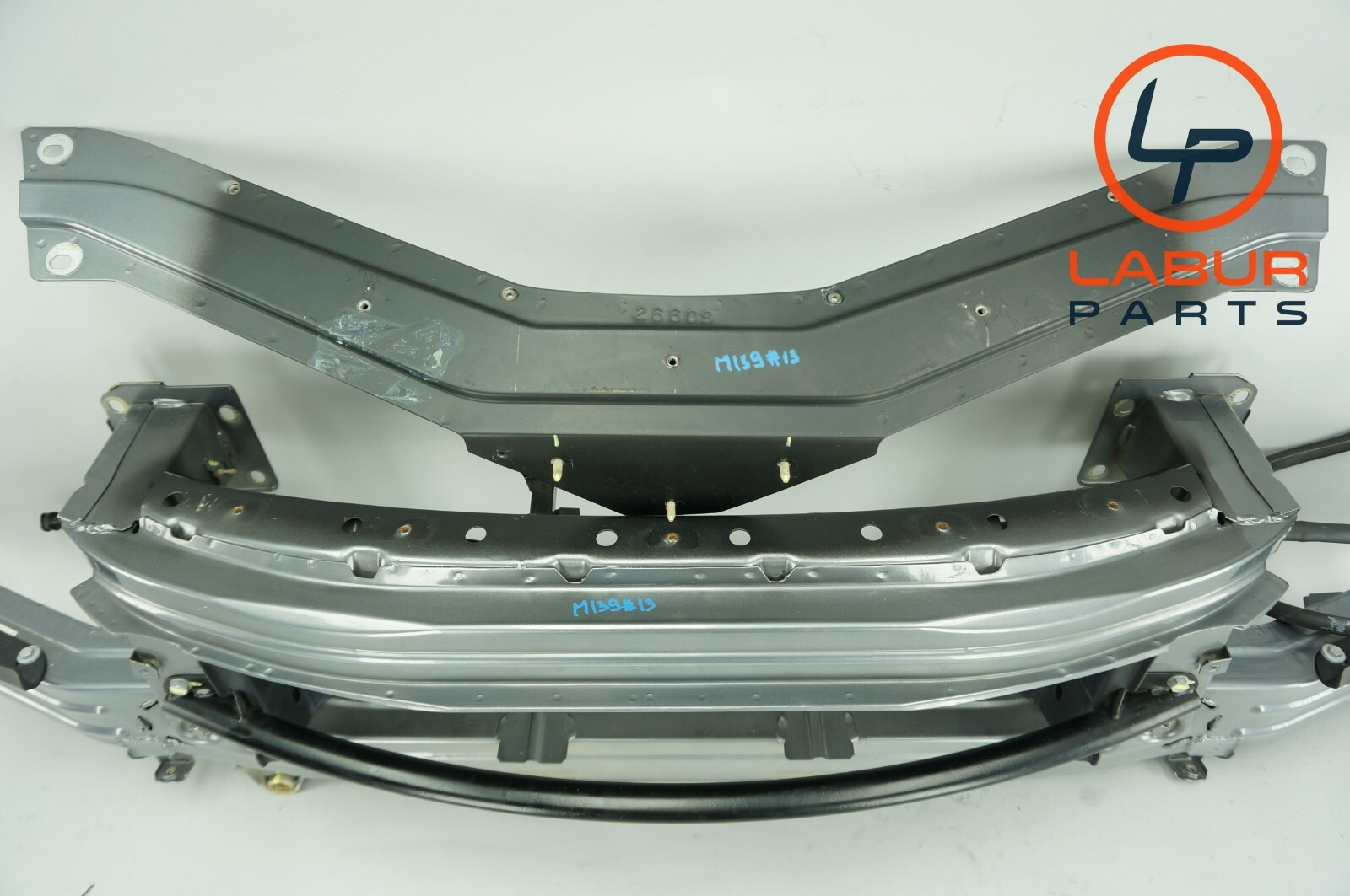 M139 04-08 Maserati Quattroporte Front Bumper & Radiator Support Set Z3495