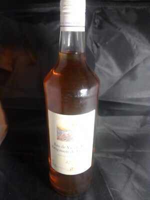 eau de vie de marc de Originaire de provence