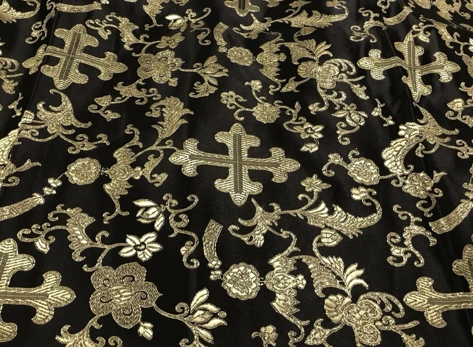 Tecido brocado cruz igreja metálico ouro preto 60” largura vendido por jarda - Imagem 2 de 2