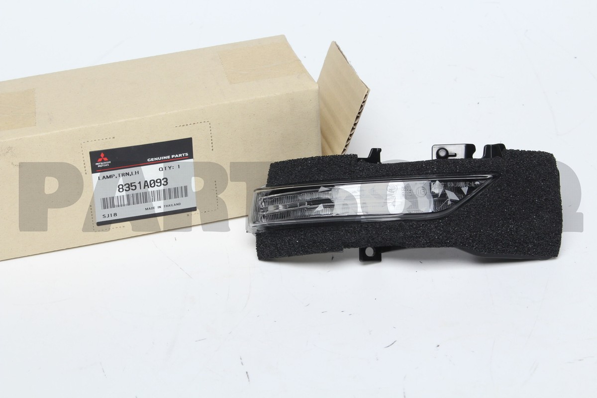 8351A093 Genuine Mitsubishi LAMP ASSY,SIDE T/SIG | eBay