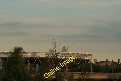 Photo 6x4 View of the Olympic Stadium and Canary Wharf from the hill in Q c2014