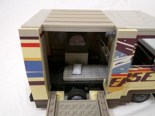 McFarlane Toys Steve Universe Mr. Universe Van Construction Set Complete - Picture 3 of 3