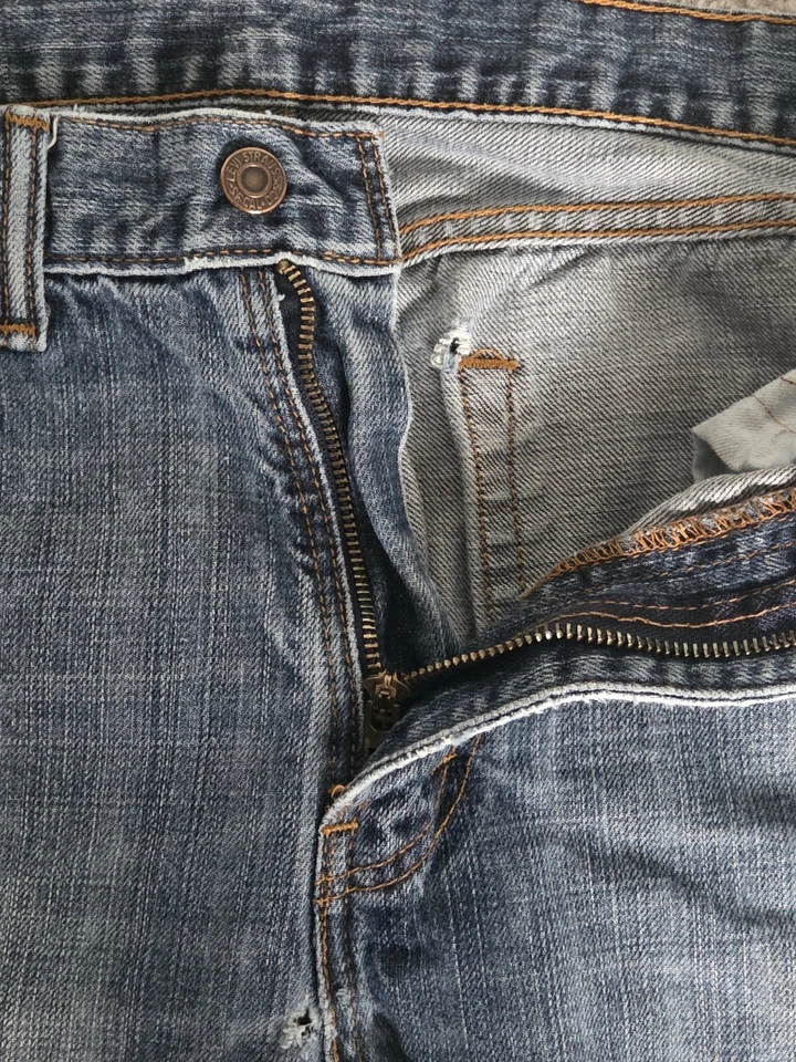 Levi's 505 Men's Blue Denim Medium Wash Straight Leg Regular Fit Jeans W33 L32, photo 4 of 5