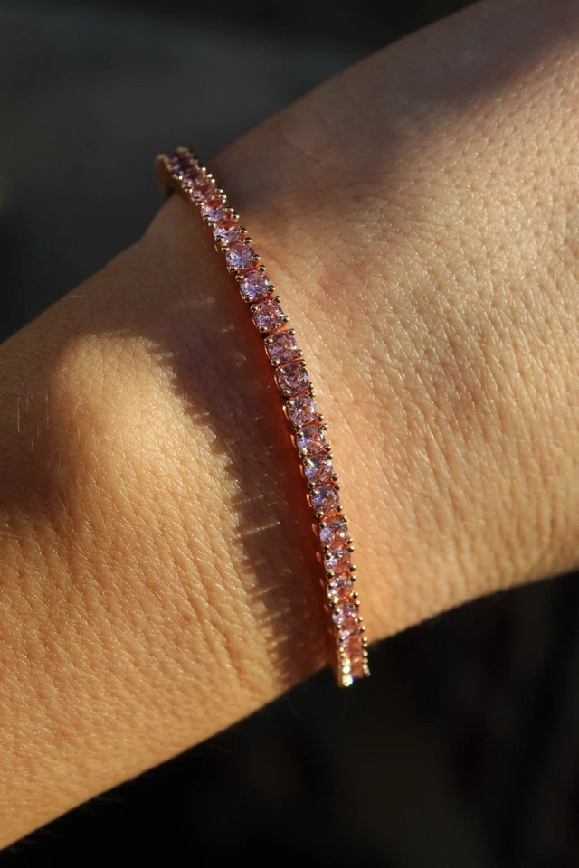 Elegante y Única Pulsera Tenis Zafiro Rosa Foto 3 de 4