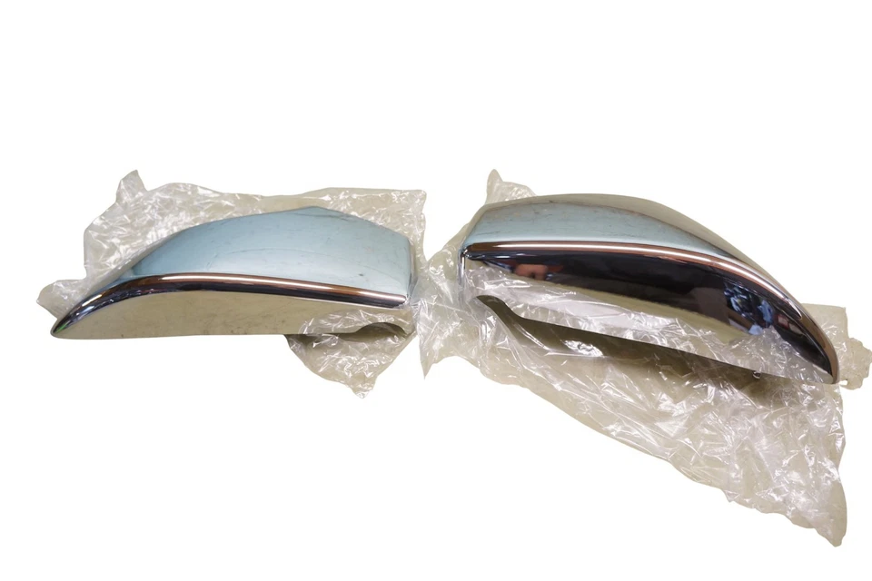 Honda NOS VTX 1800 R/S/T/F Chromed Side Covers Show Chrome #55-129 *2282 - Image 4 of 4
