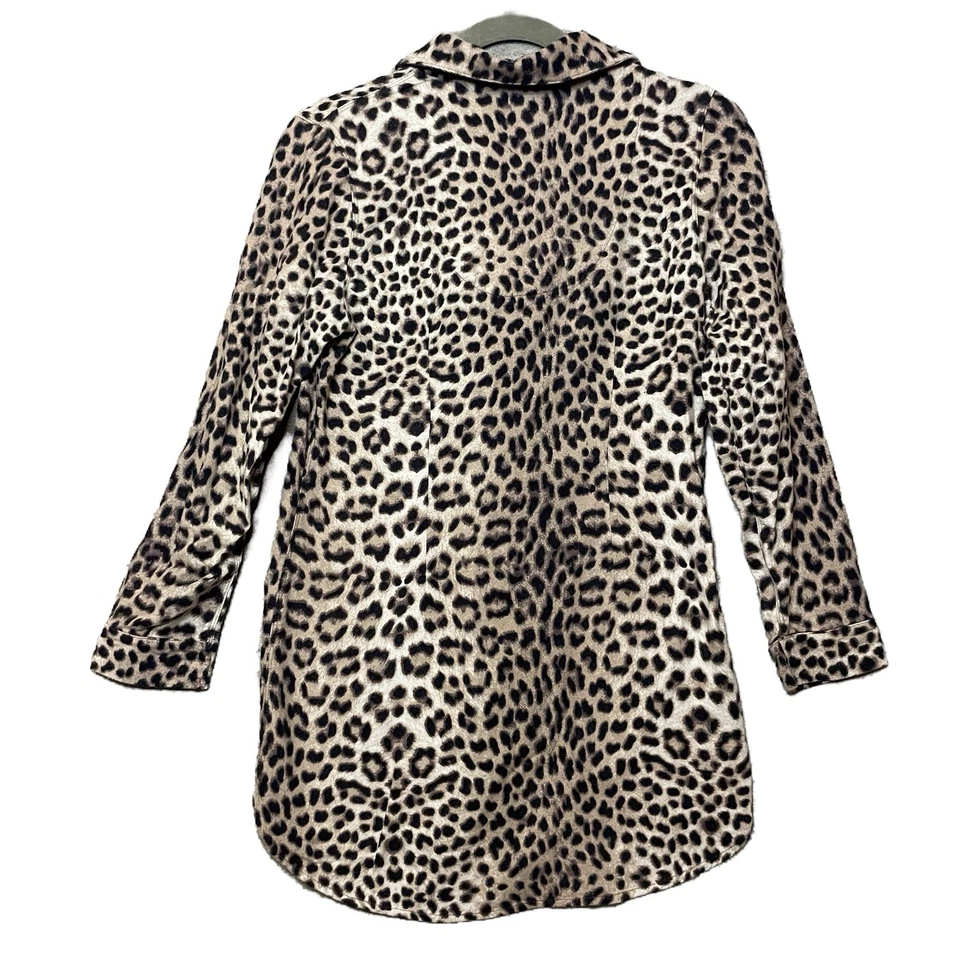 Camisa de dormir feminina pequena Betsey Johnson flanela leopardo estampa animal coração - Imagem 2 de 4