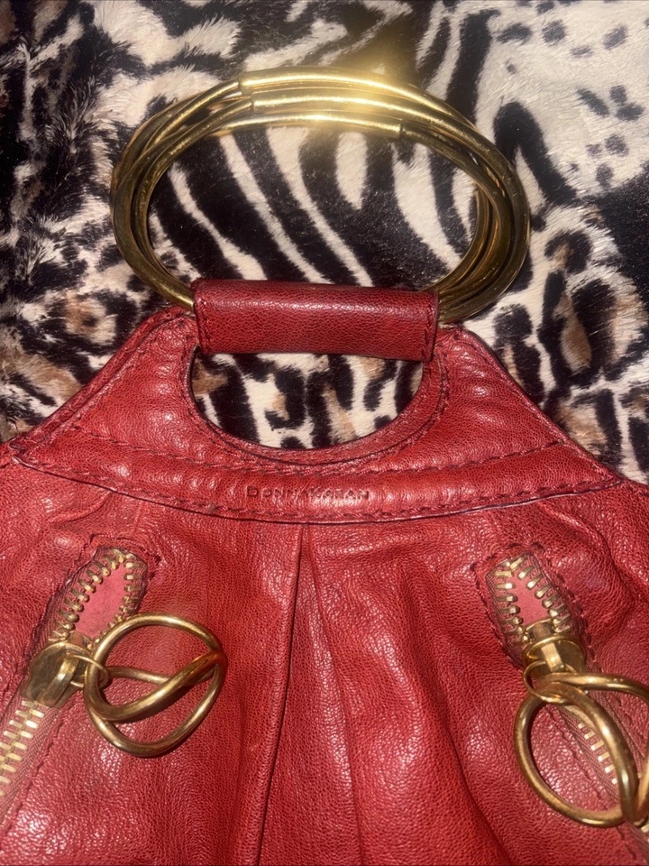 Raro DONNA KARAN Nueva York Borgoña Rojo Cuero Dorado Cremallera Bolso de Mano Cartera Foto 3 de 4