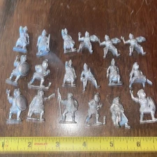 Metal Miniatures Loose Figures D&D Lot Of 18 Essex Collection Warriors/Soldiers